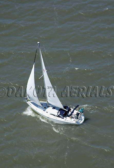 Sailing on Lewis & Clark Lake